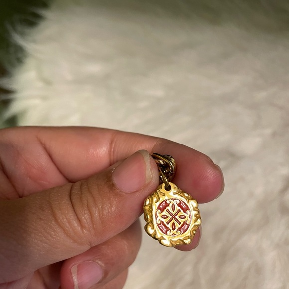 Beautiful Gold Rustic Cuff Bracelet - Picture 4 of 8